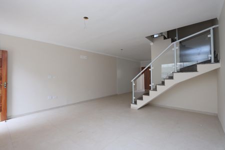 Sala de casa à venda com 3 quartos, 100m² em Vila Lucia, São Paulo