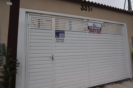 Casa à venda com 100m², 3 quartos e 2 vagasPortão