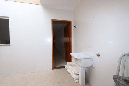 Casa à venda com 100m², 3 quartos e 2 vagasLavanderia