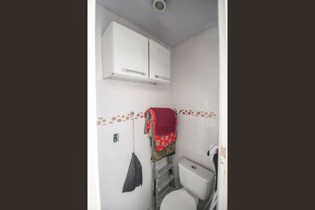 Casa para alugar com 200m², 2 quartos e 2 vagasBanheiro da Área de Serviço