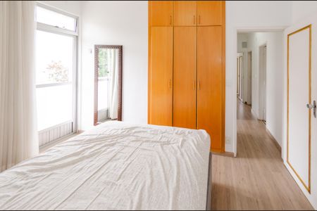 Apartamento à venda com 93m², 3 quartos e 1 vagaQuarto 2