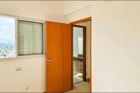 Apartamento para alugar com 75m², 3 quartos e 2 vagas Apartamento para alugar com 75m², 3 quartos e 2 vagasQuarto 2
