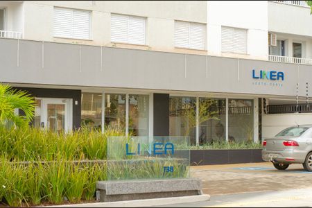 Apartamento para alugar com 75m², 3 quartos e 2 vagas Apartamento para alugar com 75m², 3 quartos e 2 vagasFachada e portaria