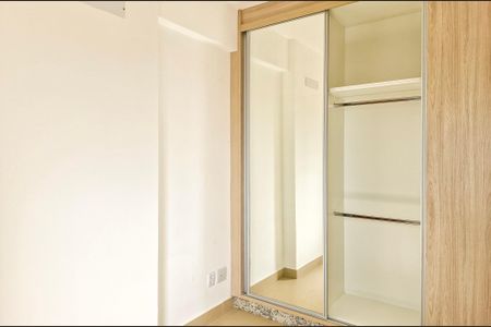 Apartamento para alugar com 75m², 3 quartos e 2 vagas Apartamento para alugar com 75m², 3 quartos e 2 vagasQuarto 2
