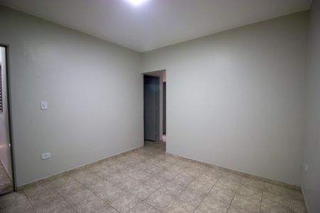 Casa para alugar com 2 quartos, 70m² em Qsd 28, Brasília
