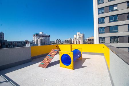 Apartamento para alugar com 34m², 1 quarto e 1 vagapetplace