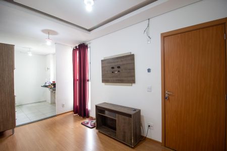 Apartamento para alugar com 70m², 2 quartos e 1 vagaSala 