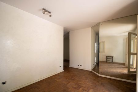 Casa à venda com 508m², 5 quartos e 6 vagasSuíte 2