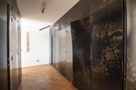 Casa à venda com 508m², 5 quartos e 6 vagasSuíte 2