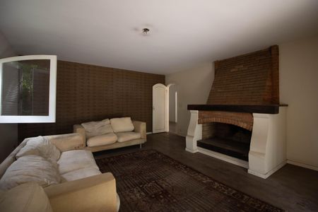 Casa à venda com 508m², 5 quartos e 6 vagasSala 1