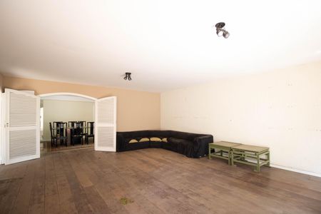 Casa à venda com 5 quartos, 508m² em Jardim Guedala, São Paulo