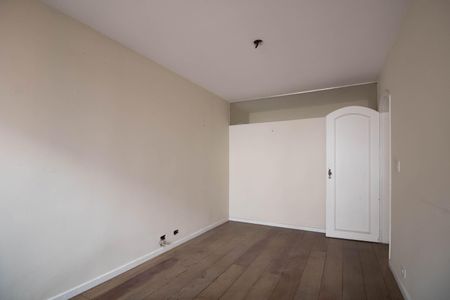 Casa à venda com 508m², 5 quartos e 6 vagasComodo de baixo 