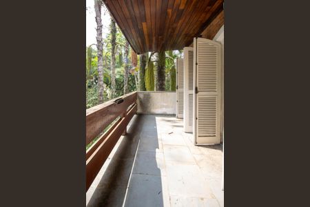 Casa à venda com 508m², 5 quartos e 6 vagasVaranda Suíte 2