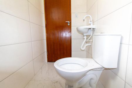 Apartamento para alugar com 34m², 1 quarto e sem vaga Apartamento para alugar com 34m², 1 quarto e sem vagaBanheiro