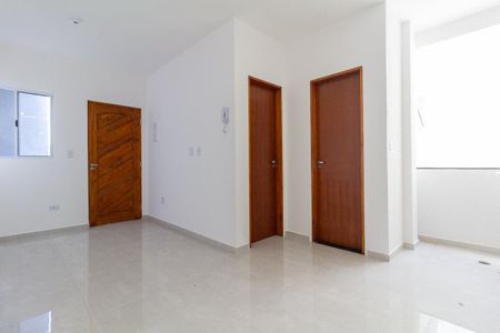Sala, Cozinha e área de serviço de apartamento para alugar com 1 quarto, 34m² em Vila Santa Teresa, São Paulo