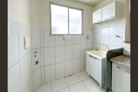 Apartamento para alugar com 44m², 2 quartos e 1 vaga Apartamento para alugar com 44m², 2 quartos e 1 vagaCozinha e Área de Serviço