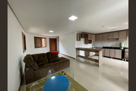 Casa à venda com 138m², 3 quartos e 3 vagasSala