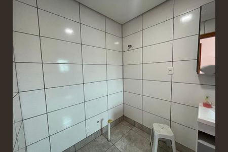 Casa à venda com 138m², 3 quartos e 3 vagasBanheiro 1