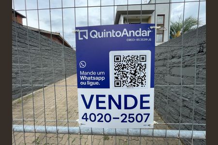 Casa à venda com 138m², 3 quartos e 3 vagasPlaca KEFI-16