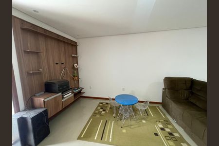 Casa à venda com 138m², 3 quartos e 3 vagasSala