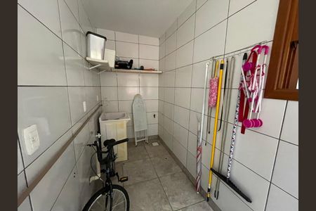 Casa à venda com 138m², 3 quartos e 3 vagasÁrea de Serviço