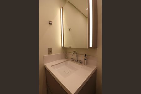 Apartamento à venda com 106m², 3 quartos e 2 vagasBanheiro Social