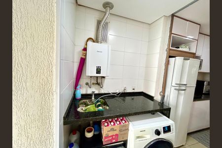 Apartamento para alugar com 66m², 2 quartos e 1 vagaÁrea de Serviço