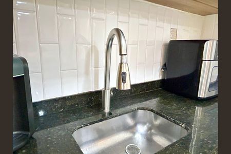 Apartamento para alugar com 66m², 2 quartos e 1 vagaCozinha