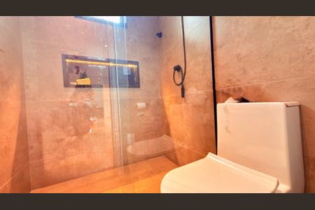 Casa de condomínio à venda com 1092m², 4 quartos e 9 vagasBanheiro social