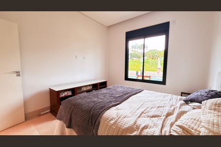 Casa de condomínio à venda com 1092m², 4 quartos e 9 vagasQuarto