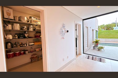 Casa de condomínio à venda com 1092m², 4 quartos e 9 vagasDespensa