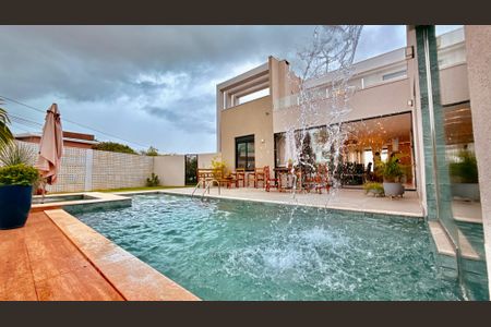 Casa de condomínio à venda com 1092m², 4 quartos e 9 vagasPiscina