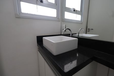 Apartamento para alugar com 45m², 2 quartos e 1 vagaBanheiro