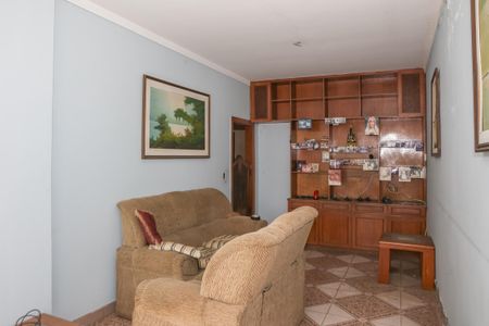 Casa à venda com 250m², 2 quartos e 5 vagasSala