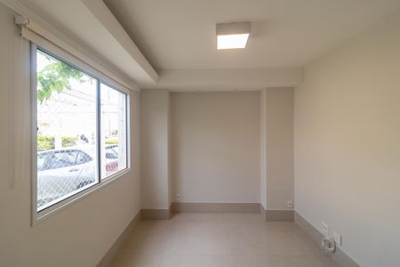 Casa de condomínio para alugar com 100m², 3 quartos e 2 vagasSalas