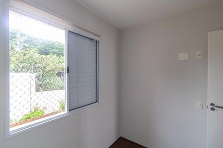 Casa de condomínio para alugar com 100m², 3 quartos e 2 vagasQuarto 01