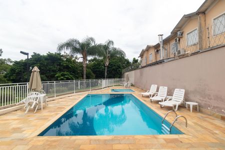 Casa de condomínio para alugar com 100m², 3 quartos e 2 vagasÁrea comum - Piscina