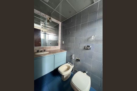 Apartamento para alugar com 120m², 3 quartos e 3 vagas