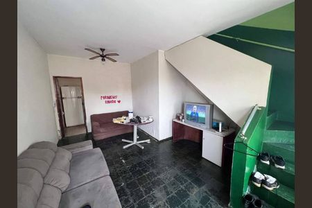 Apartamento à venda com 2 quartos, 58m² em Cachoeirinha, Belo Horizonte