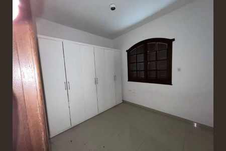 Casa à venda com 3 quartos, 280m² em Concórdia, Belo Horizonte