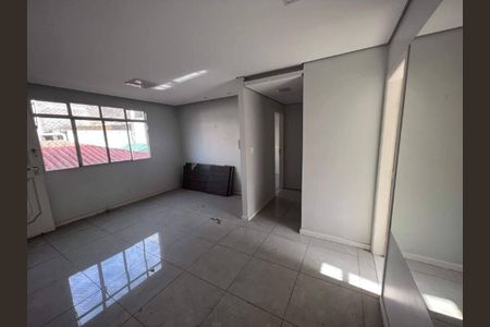 Apartamento à venda com 3 quartos, 70m² em Vila Ermelinda, Belo Horizonte