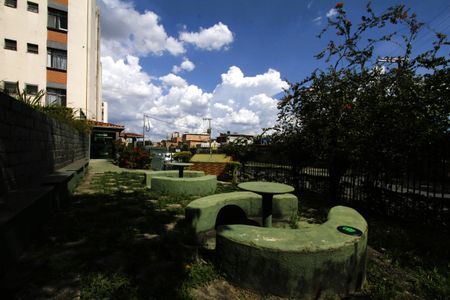 Apartamento à venda com 75m², 3 quartos e sem vagaÁrea comum