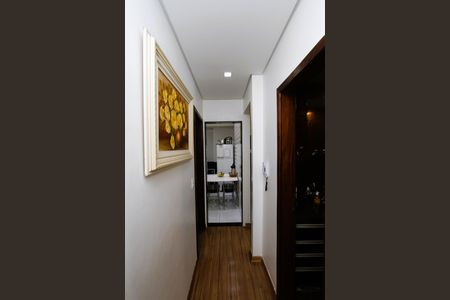 Apartamento à venda com 75m², 3 quartos e sem vagaCorredor