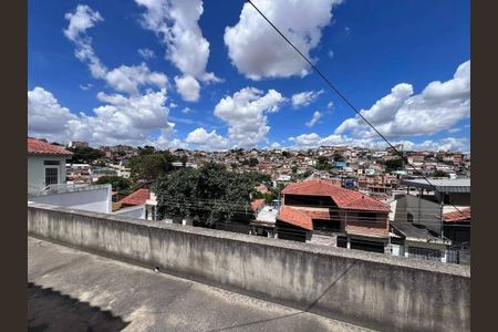 Casa à venda com 73m², 2 quartos e sem vaga