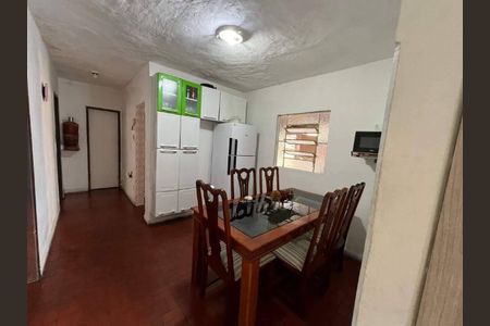Casa à venda com 3 quartos, 203m² em União, Belo Horizonte