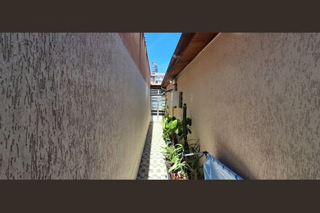 Casa à venda com 114m², 2 quartos e 2 vagasCorredor 