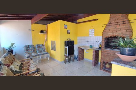 Casa à venda com 114m², 2 quartos e 2 vagasÁrea gourmet 