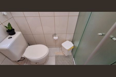 Casa à venda com 114m², 2 quartos e 2 vagasBanheiro Social 