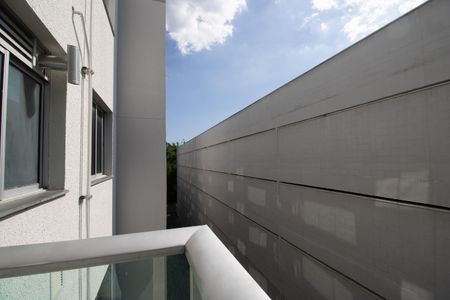 Sala - Varanda de apartamento à venda com 2 quartos, 48m² em Pechincha, Rio de Janeiro