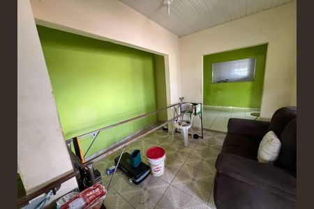 Casa à venda com 6 quartos, 300m² em Renascença, Belo Horizonte